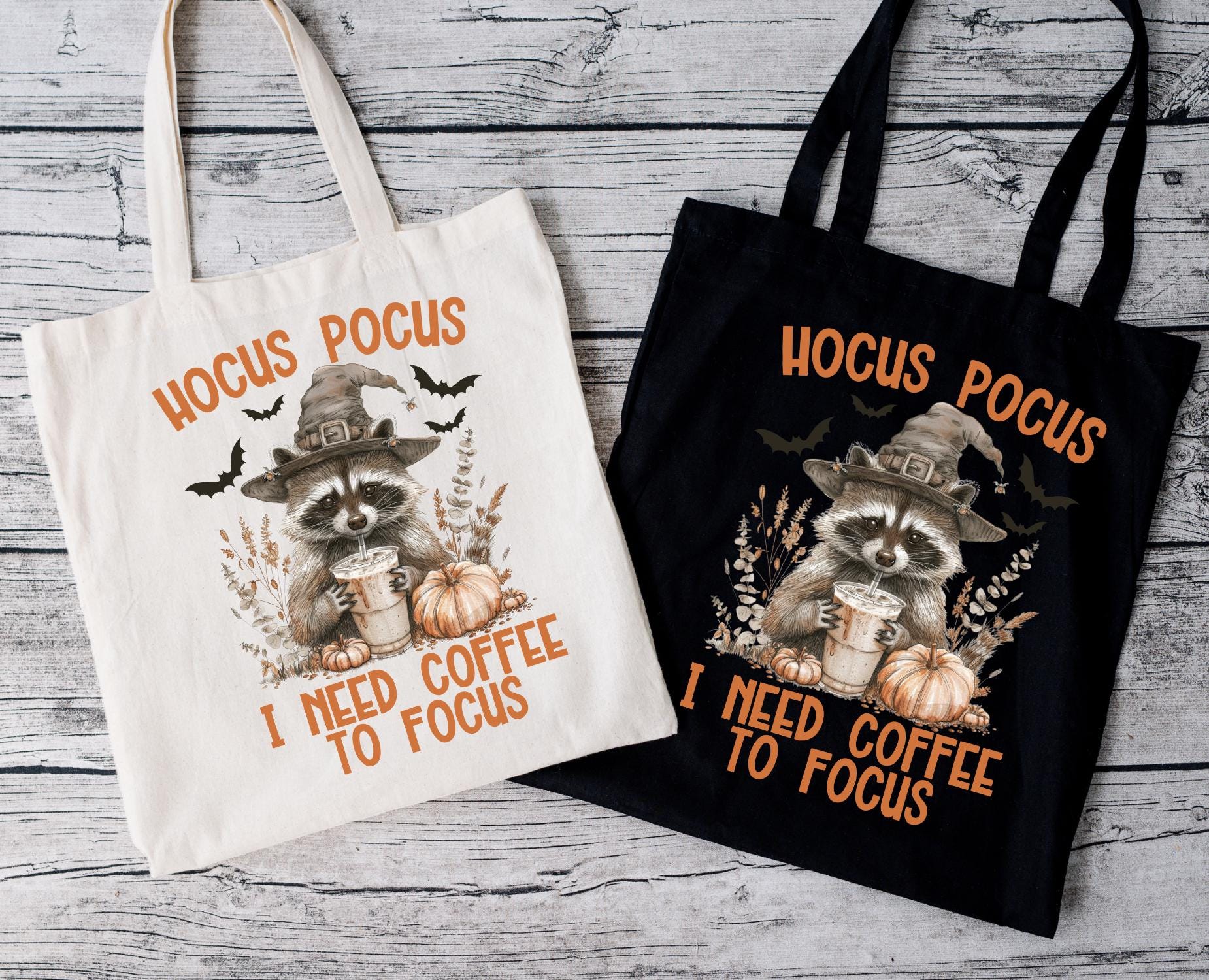 Halloween Baumwolltasche &quot;Hocus Pocus I Need Coffee To Focus&quot; – lustiger Waschbär mit Kaffee – Geschenk für Herbstliebhaber – Beutel in Schw