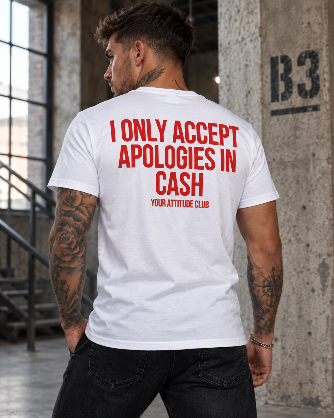 I ONLY ACCEPT APOLOGIES IN CASH – Unisex Statement T-Shirt Weiß mit rotem Backprint | freches Sprüche Shirt