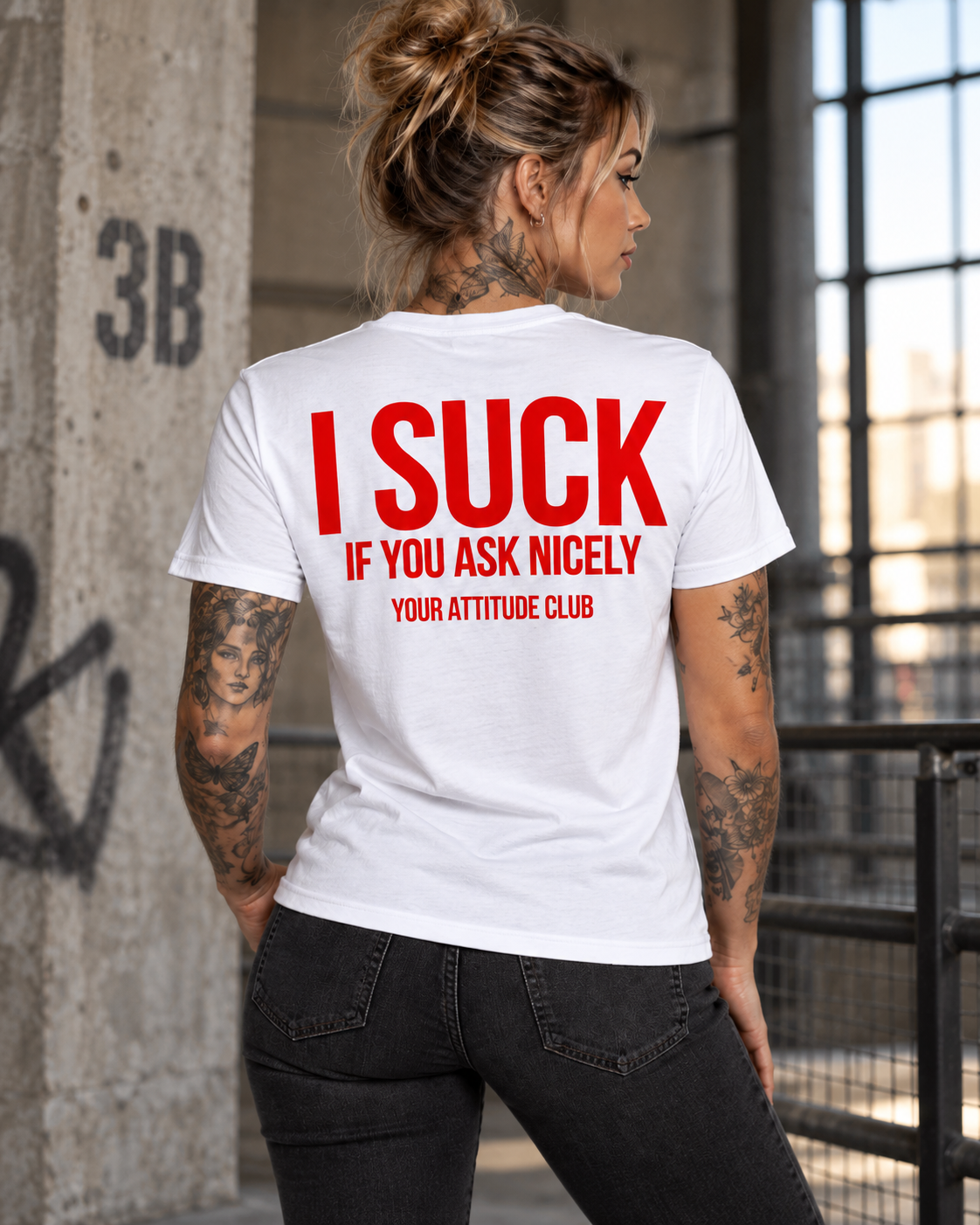 I SUCK IF YOU ASK NICELY – Unisex Statement T-Shirt Weiß mit rotem Backprint | freches doppeldeutiges Sprüche Shirt