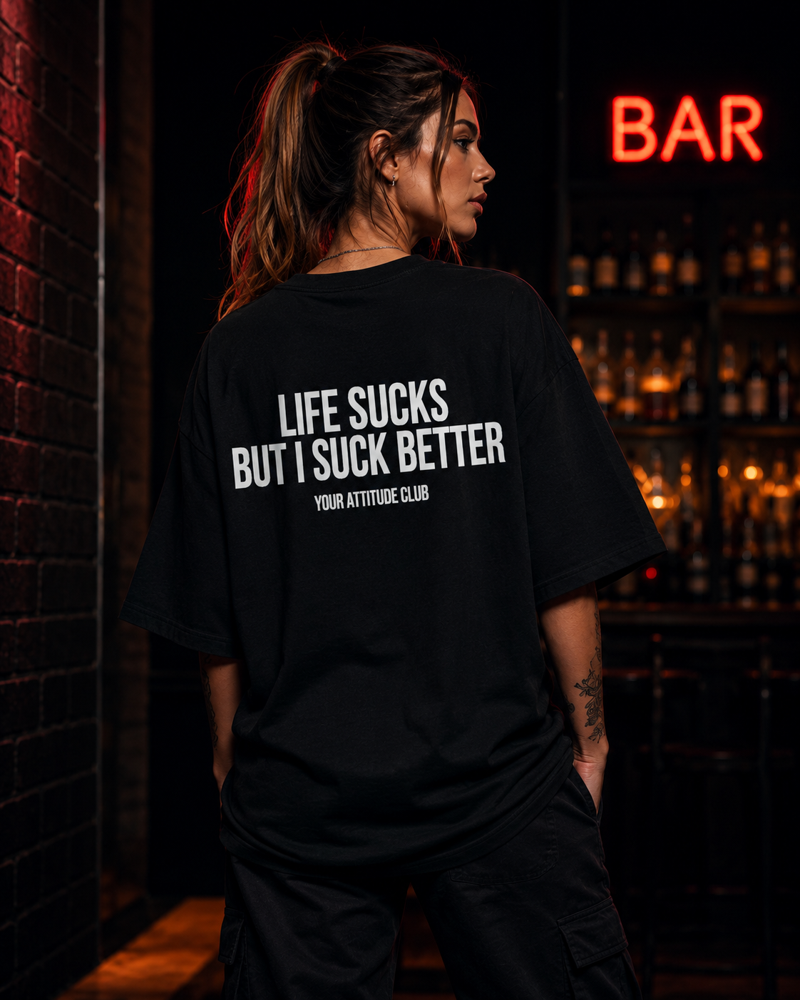 LIFE SUCKS BUT I SUCK BETTER | Oversize Shirt Unisex mit Backprint, Statement Shirt aus Bio-Baumwolle