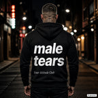 Male Tears – schwarzer Hoodie mit weißem Backprint, Herren in der Stadt bei Nacht