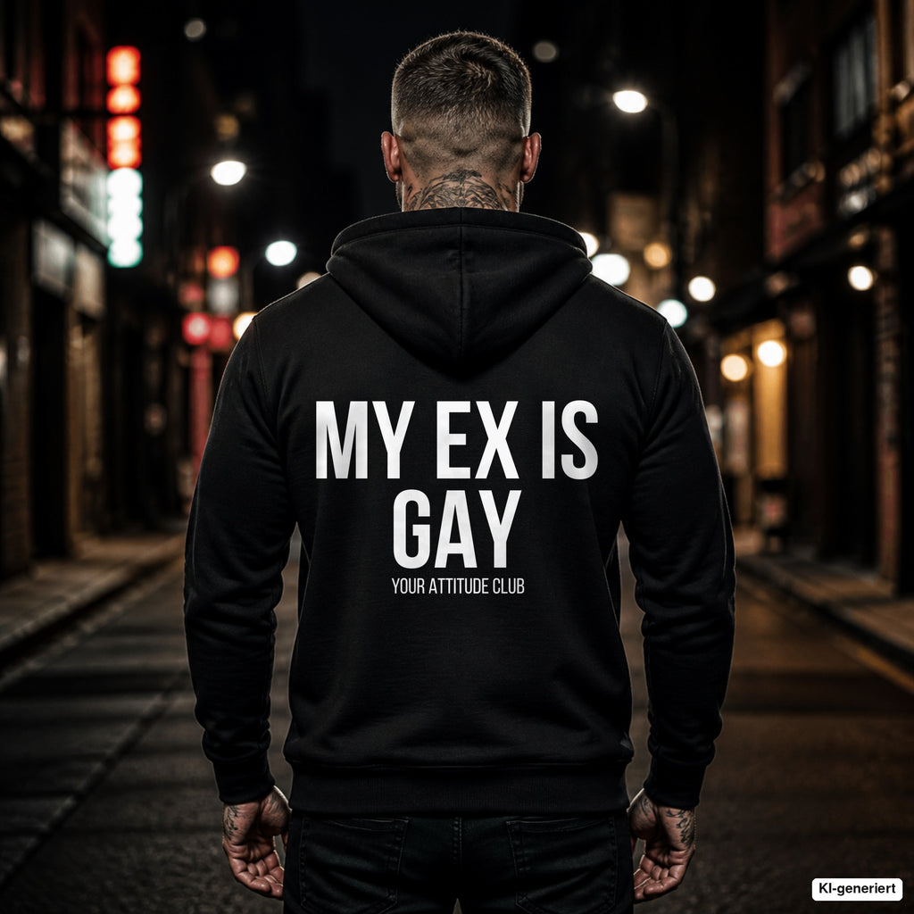 My ex is gay – schwarzer Hoodie mit weißem Backprint, Herren in der Stadt bei Nacht