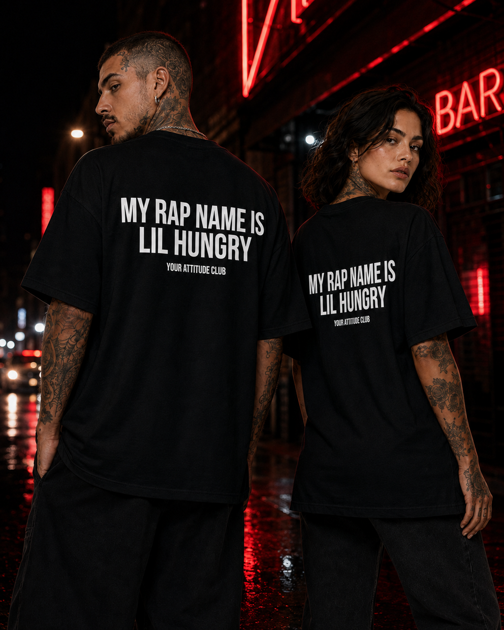 MY RAP NAME IS LIL HUNGRY – Weißes Oversize Unisex Shirt mit rotem Backprint, lustiges Statement Shirt, Foodie Shirt, Funny Tee, Geschenk