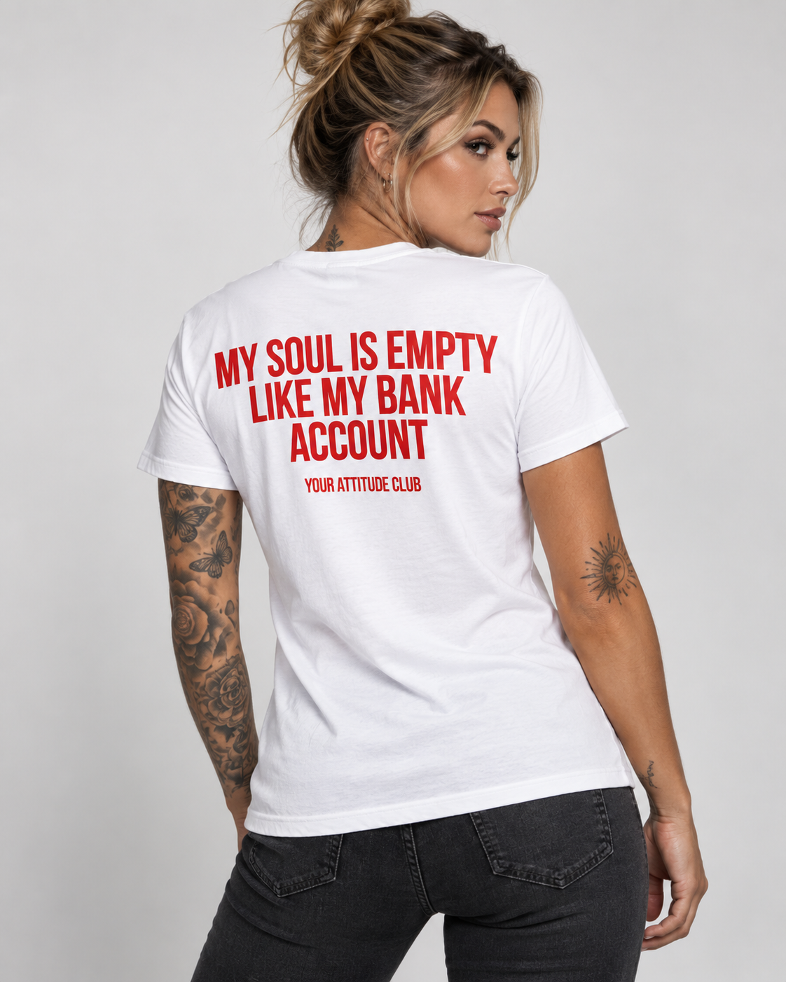 MY SOUL IS EMPTY LIKE MY BANK ACCOUNT – Unisex Statement T-Shirt Weiß mit rotem Backprint | schwarzer Humor Sprüche Shirt