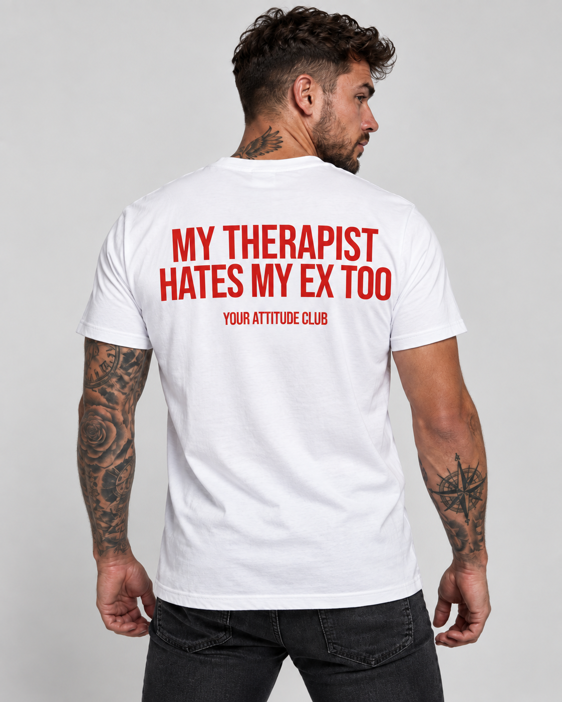 MY THERAPIST HATES MY EX TOO – Unisex Statement T-Shirt Weiß mit rotem Backprint | freches Sprüche Shirt
