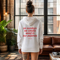 On Sundays we smoke weed in our pajamas – weißer Hoodie mit rotem Backprint, Damen im Loft