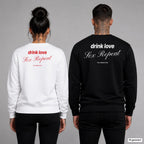 Drink, love, sex, repeat – Pullover mit Backprint, Frau in Weiß mit rotem und Mann in Schwarz mit weißem Aufdruck