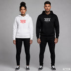 Told her she’s the one. not the only one – Hoodie mit Frontprint, Frau in Weiß mit rotem und Mann in Schwarz mit weißem Aufdruck