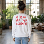 Ho Ho Hol mir ’nen Glühwein – weißer Weihnachtspullover mit rotem Backprint, Damen im Loft