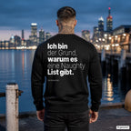 Ich bin der Grund, warum es eine Naughty List gibt – schwarzer Weihnachtspullover mit weißem Backprint, Herren am Hafen