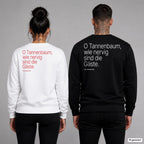 O Tannenbaum, wie nervig sind die Gäste – Weihnachtspullover mit Backprint, Frau in Weiß mit rotem und Mann in Schwarz mit weißem Aufdruck