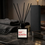 Duftdiffusor mit Spruch In a World Full of Pretty Faces, Be a Rare Soul – rotes Design auf weißem Etikett