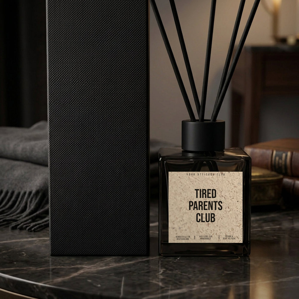 Diffusor Tired Parents Club Nahaufnahme Naturgras-Etikett