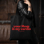 Your Mom is my cardio Shirt mit Frontprint – Oversize Unisex T-Shirt aus 100% Baumwolle, freches Statement Streetwear